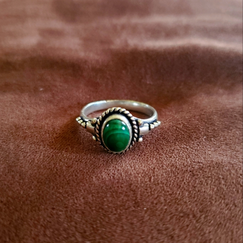 Silver Ring w/Green Stone